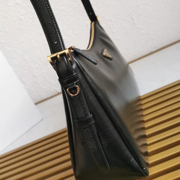 [Top original] P house 🌹 (large size patent leather) 🎉 Prada's latest handbag 🎉 1BC228 has arrived - 图片 5