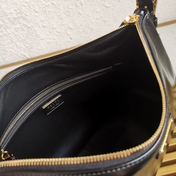 [Top original] P house 🌹 (large size patent leather) 🎉 Prada's latest handbag 🎉 1BC228 has arrived - 图片 3