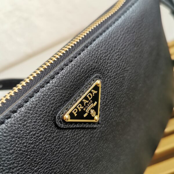 [Top original] P house 🌹🎉 New armpit bag 🎉 1BC238 calfskin 🎉🎉 - 图片 6