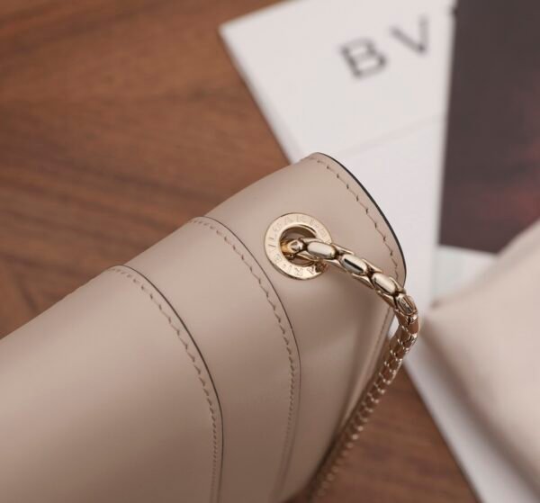Bulgari Fetal Cow Classic Small Square Bag Hardware Upgraded Version Malachite Snake Head Milk Tea Color👵 - 图片 8