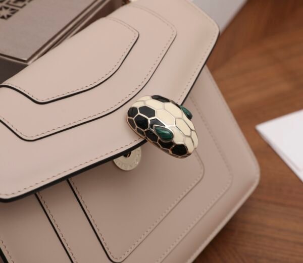 Bulgari Fetal Cow Classic Small Square Bag Hardware Upgraded Version Malachite Snake Head Milk Tea Color👵 - 图片 6