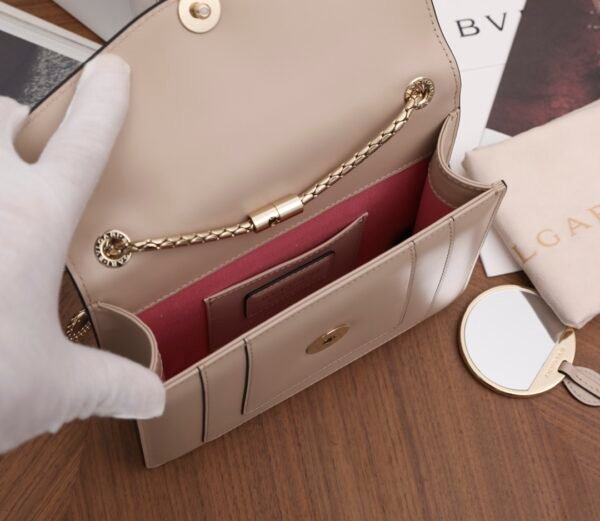 Bulgari Fetal Cow Classic Small Square Bag Hardware Upgraded Version Malachite Snake Head Milk Tea Color👵 - 图片 3