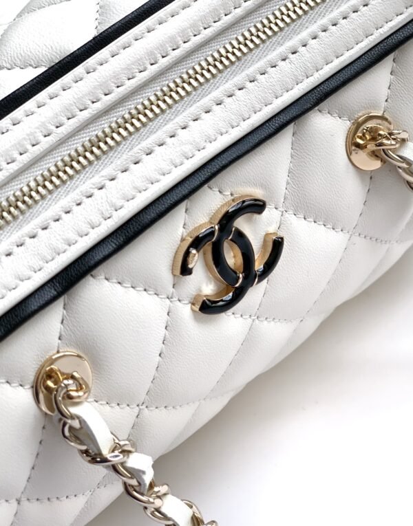 Snow White 👸🚩🚩🚩OHANEL 《White with Black Edge》 Boston 🤩🤩🤩Chanel 25P bowling - 图片 7
