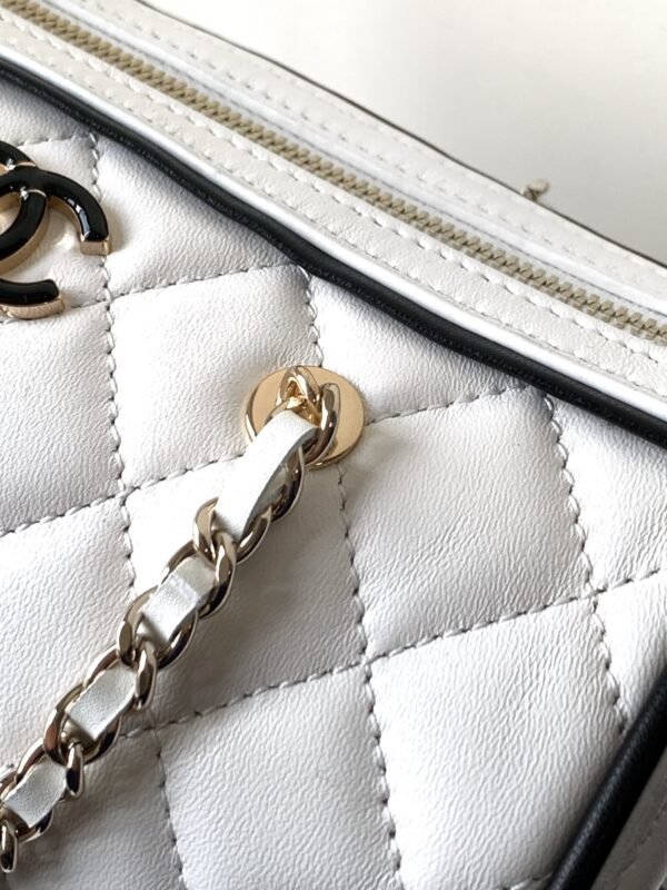 Snow White 👸🚩🚩🚩OHANEL 《White with Black Edge》 Boston 🤩🤩🤩Chanel 25P bowling - 图片 6