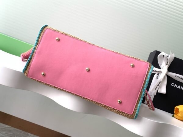 Woven CHANEL beach bag | romantic summer atmosphere - 图片 8