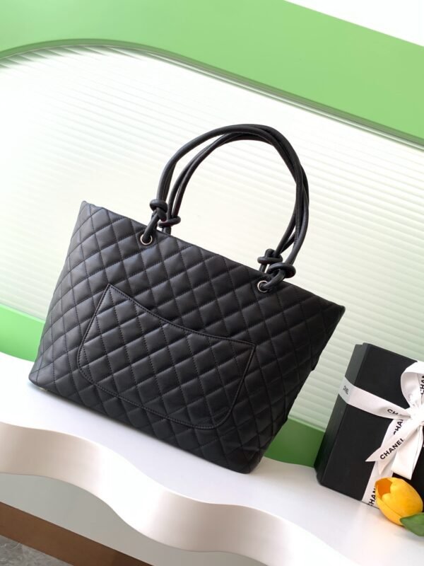 The oversized panda 🐼 color matching Kang Peng looks amazing - 图片 9