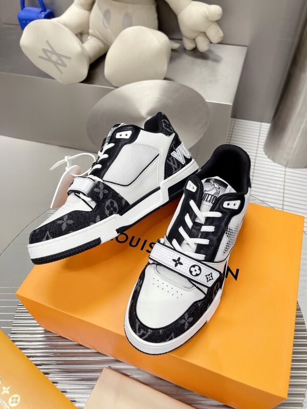Louis Vuitton Lv in stock. Unisex. Ceiling level - 图片 7
