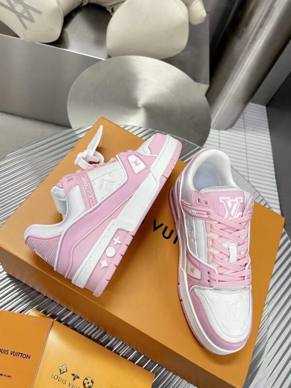 Louis Vuitton Lv in stock. Unisex. Ceiling level - 图片 7