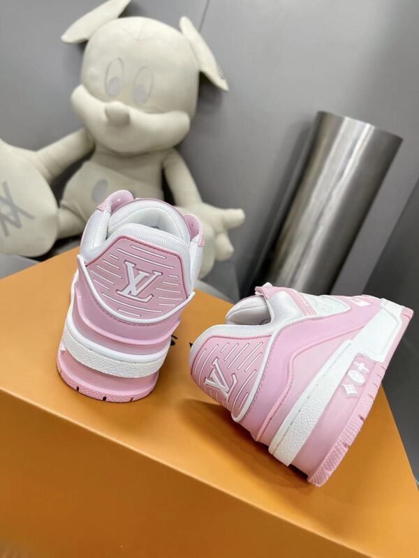 Louis Vuitton Lv in stock. Unisex. Ceiling level - 图片 6