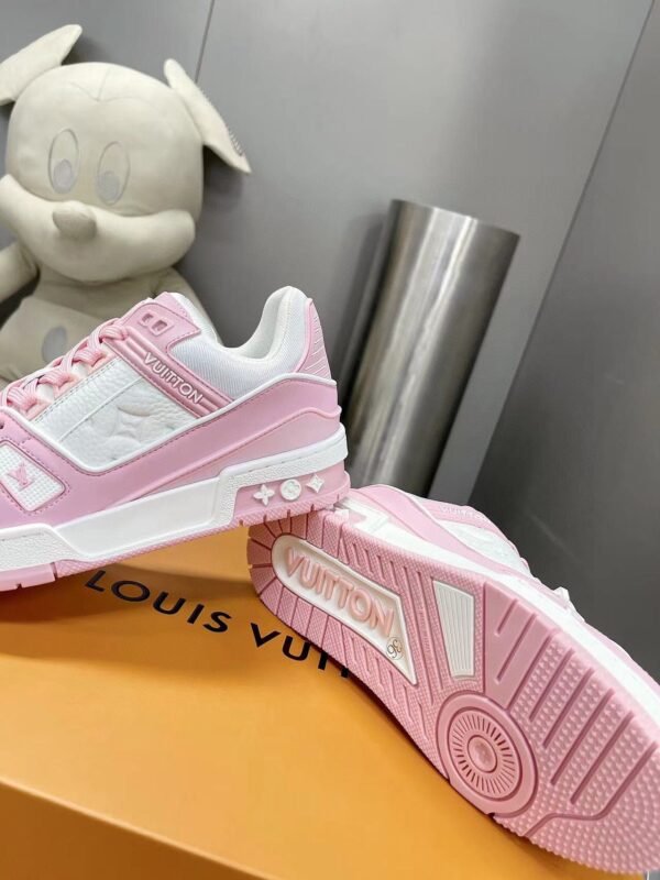 Louis Vuitton Lv in stock. Unisex. Ceiling level - 图片 5
