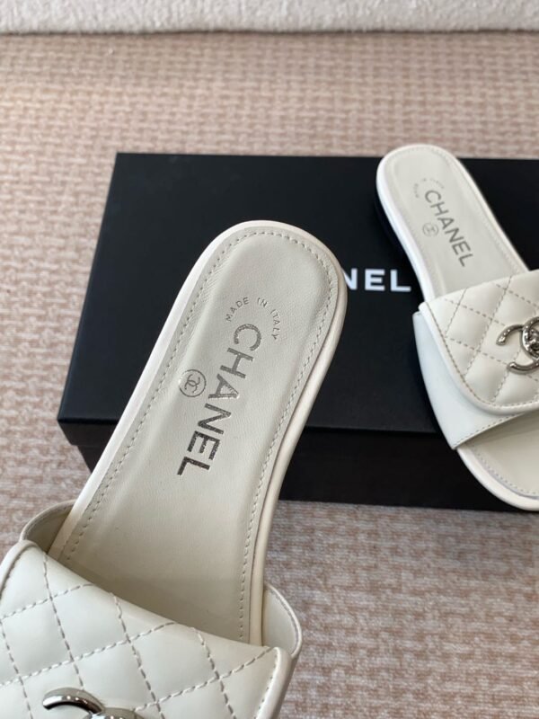 Chanel 24ss Spring/Summer New Arrival Sheepskin Slippers - 图片 2