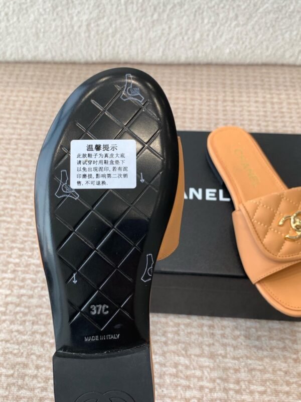 Chanel 24ss Spring/Summer New Arrival Sheepskin Slippers - 图片 3