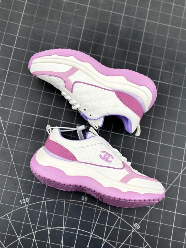 CHANEL 2025 Spring New Genuine Leather Lightweight All-match Leisure Sports White Shoes Exclusive Debut - 图片 4