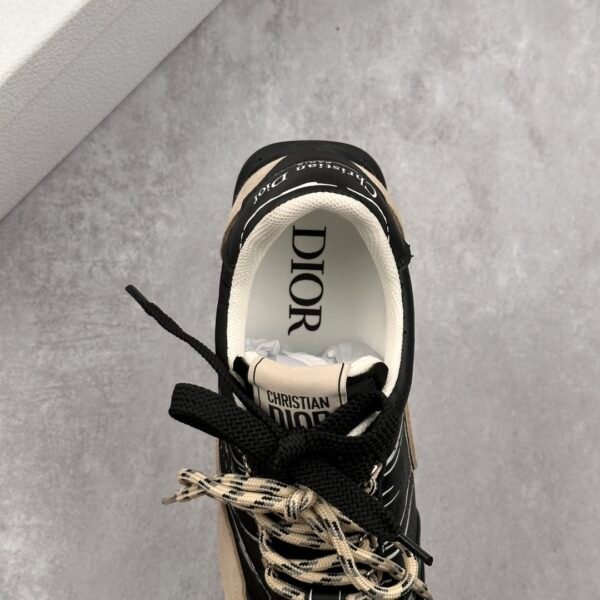 Dior sketch Dior spring and summer catwalk graffiti sketch German training shoes Forrest Gump shoes - 图片 7