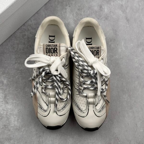 Dior sketch Dior spring and summer catwalk graffiti sketch German training shoes Forrest Gump shoes - 图片 2